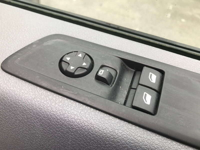 Vauxhall Vivaro 2.0 Turbo D 3100 Dynamic Panel Van 6dr Diesel Auto L2 H1 Euro 6 (s/s) (120 ps) 6dr Automatic 2026