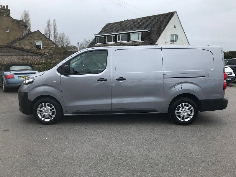 Vauxhall Vivaro 2.0 Turbo D 3100 Dynamic Panel Van 6dr Diesel Auto L2 H1 Euro 6 (s/s) (120 ps) 6dr Automatic 2026