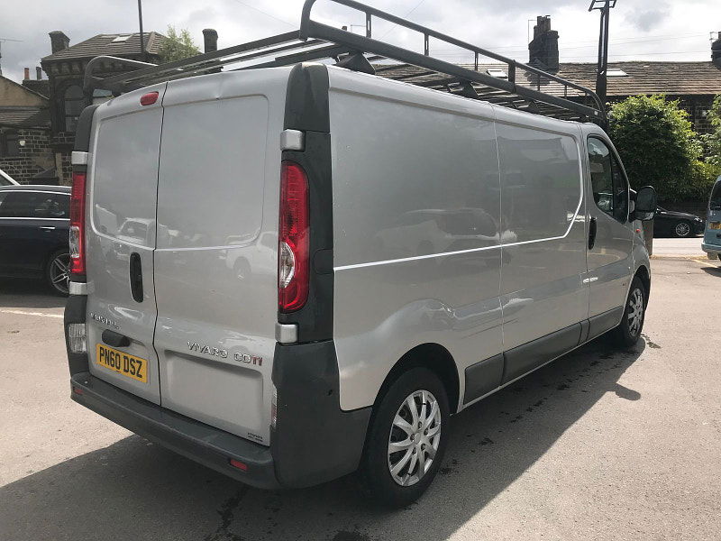 Vauxhall Vivaro 2.0L  2900 CDTI LWB Diesel Manual Euro 4 (115 bhp) 5dr Manual 2025