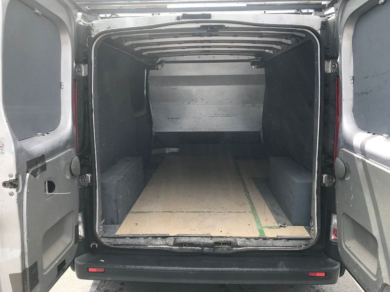 Vauxhall Vivaro 2.0L  2900 CDTI LWB Diesel Manual Euro 4 (115 bhp) 5dr Manual 2025