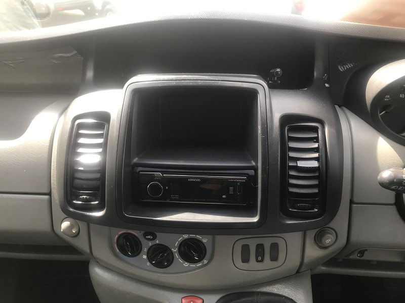 Vauxhall Vivaro 2.0L  2900 CDTI LWB Diesel Manual Euro 4 (115 bhp) 5dr Manual 2025