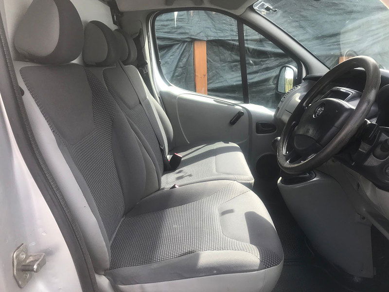 Vauxhall Vivaro 2.0L  2900 CDTI LWB Diesel Manual Euro 4 (115 bhp) 5dr Manual 2025