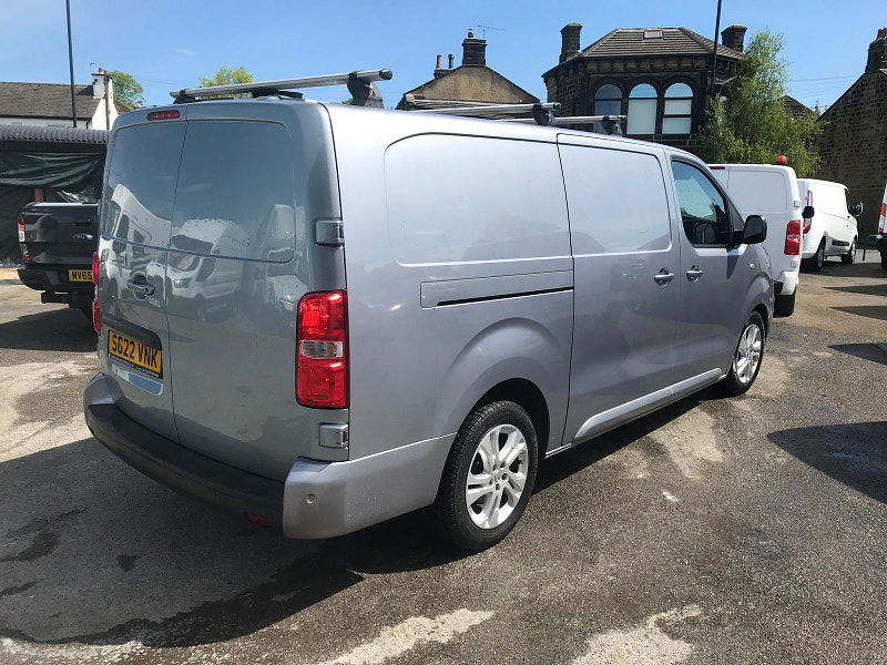 Vauxhall Vivaro 2.0L  F3100 Elite S/S Diesel Manual Euro 6 (142 bhp) 6dr Manual 2025