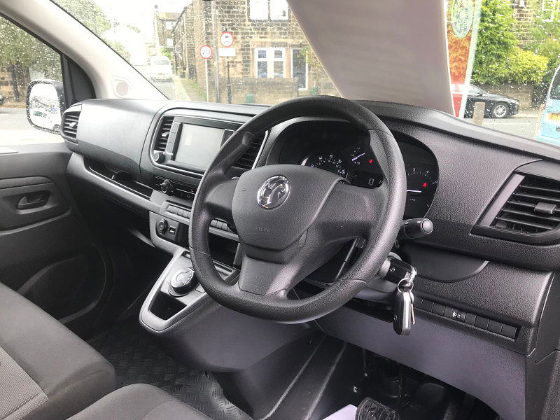 Vauxhall Vivaro 2.0L F3100 Prime Auto 6dr Diesel Automatic Euro 6 (142 bhp) 6dr Automatic 2025
