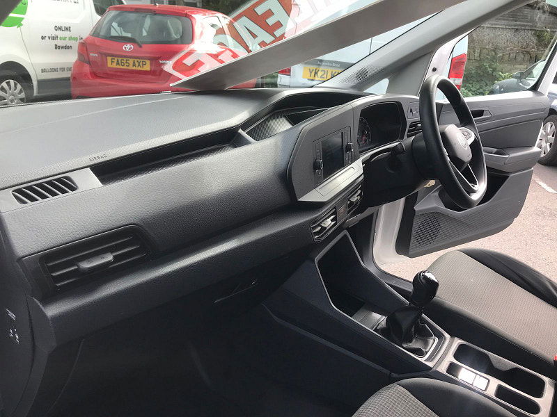 Volkswagen Caddy 1.5L C20 Commerce TSi Petrol Manual Euro 6 (113 bhp) 5dr Manual 2025