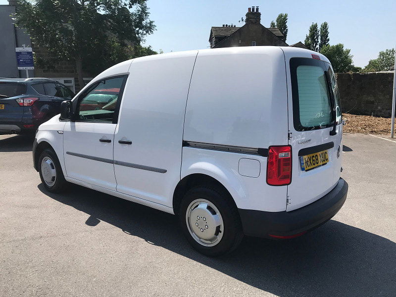 Volkswagen Caddy 2.0L C20 Startline TDI Diesel Manual Euro 6 (74 bhp) 5dr Manual 2025