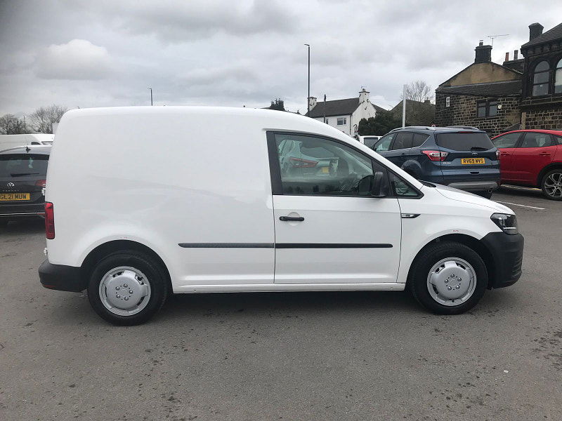 Volkswagen Caddy 2.0L C20 TDI STARTLINE Diesel Manual Euro 6 (101 bhp) 5dr Manual 2024