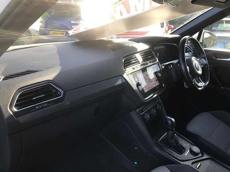 Volkswagen Tiguan 2.0 TDI R-Line SUV 5dr Diesel DSG 4Motion Euro 6 (s/s) (190 ps) 5dr Automatic 2026