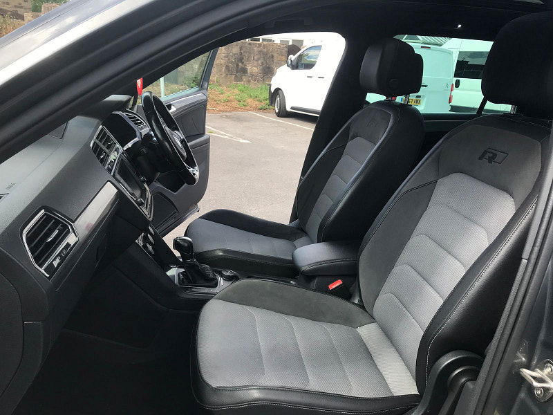 Volkswagen Tiguan 2.0L R-Line TDI BlueMotion Technology 4Motion Semi-Auto SUV 5dr Diesel Semi Automatic Euro 6 (148 bhp) 5dr Semi Automatic 2025