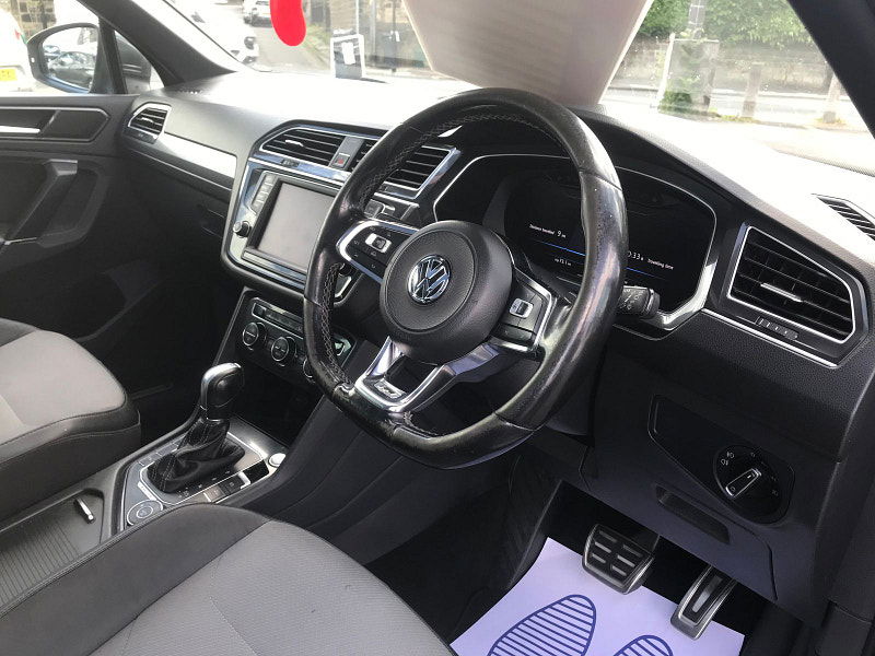 Volkswagen Tiguan 2.0L R-Line TDI BlueMotion Technology 4Motion Semi-Auto SUV 5dr Diesel Semi Automatic Euro 6 (148 bhp) 5dr Semi Automatic 2025