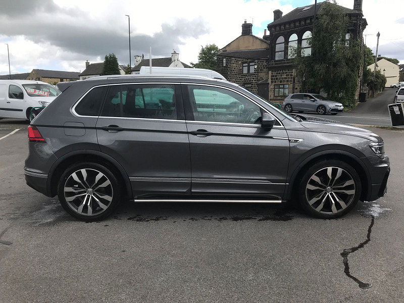 Volkswagen Tiguan 2.0L R-Line TDI BlueMotion Technology 4Motion Semi-Auto SUV 5dr Diesel Semi Automatic Euro 6 (148 bhp) 5dr Semi Automatic 2025