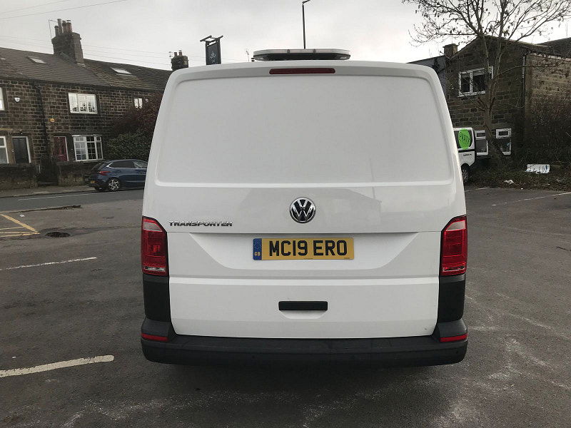 Volkswagen Transporter 2.0 TDI T30 BlueMotion Tech Startline Panel Van 5dr Diesel Manual FWD LWB Euro 6 (s/s) (102 ps) 5dr Manual 2026