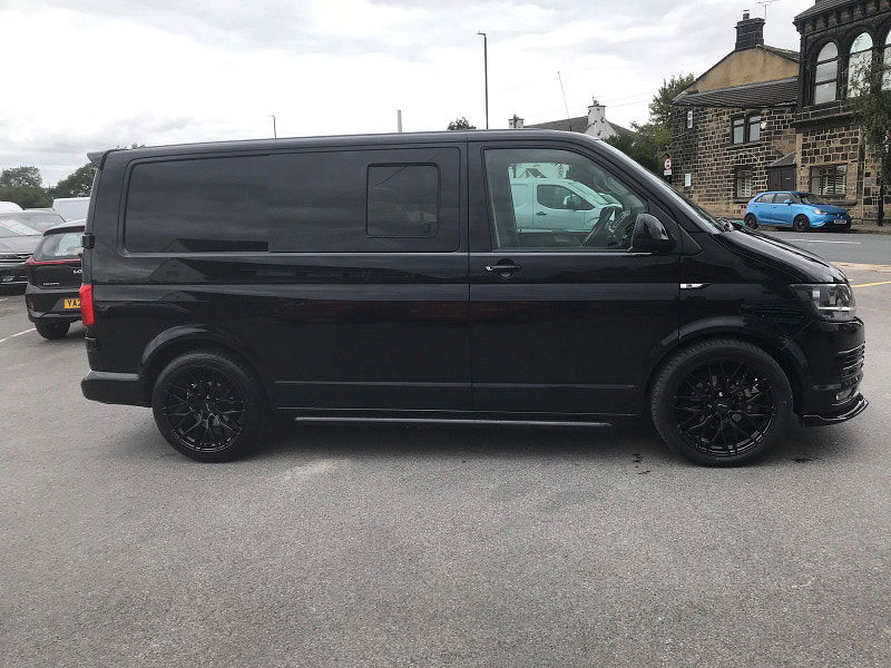 Volkswagen Transporter 2.0L T28 Highline TDI BlueMotion Technology Semi-Auto Diesel Semi Automatic Euro 6 (147 bhp) 5dr Semi Automatic 2025