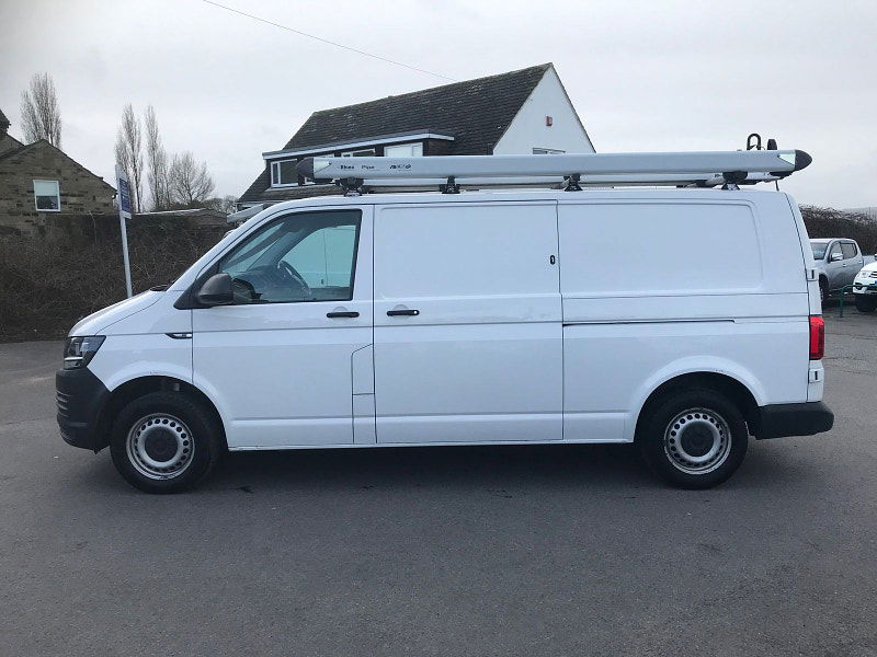 Volkswagen Transporter 2.0L T30 TDI P/V STARTLINE BMT Diesel Manual Euro 6 (101 bhp) 5dr Manual 2025
