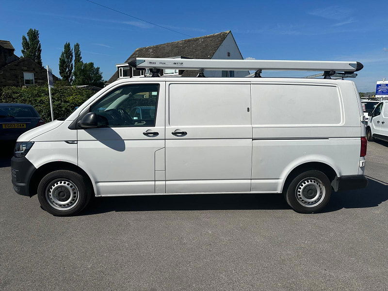 Volkswagen Transporter 2.0L T30 TDI P/V STARTLINE BMT Diesel Manual Euro 6 (101 bhp) 5dr Manual 2024