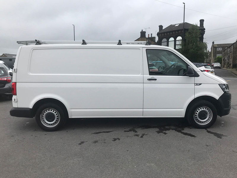 Volkswagen Transporter 2.0L T30 TDI P/V STARTLINE BMT Diesel Manual Euro 6 (101 bhp) 5dr Manual 2024