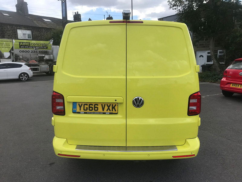 Volkswagen Transporter 2.0L T32 Highline TDI BlueMotion Technology 4Motion Diesel Manual Euro 6 (138 bhp) 6dr Manual 2025