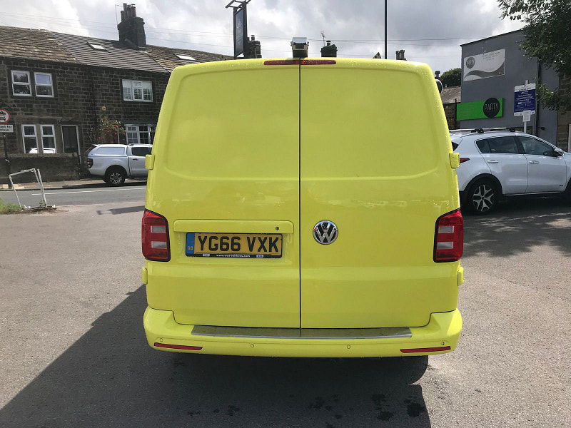 Volkswagen Transporter 2.0L T32 Highline TDI BlueMotion Technology 4Motion Diesel Manual Euro 6 (138 bhp) 6dr Manual 2025