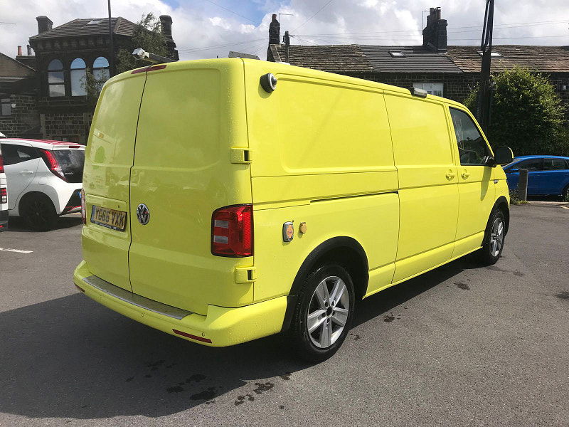 Volkswagen Transporter 2.0L T32 Highline TDI BlueMotion Technology 4Motion Diesel Manual Euro 6 (138 bhp) 6dr Manual 2025
