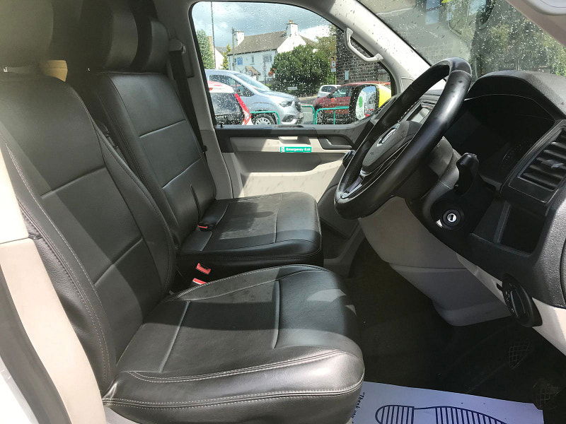 Volkswagen Transporter 2.0L T32 Highline TDI BlueMotion Technology 4Motion Diesel Manual Euro 6 (138 bhp) 6dr Manual 2025