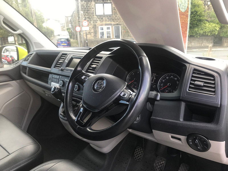 Volkswagen Transporter 2.0L T32 Highline TDI BlueMotion Technology 4Motion Diesel Manual Euro 6 (138 bhp) 6dr Manual 2025