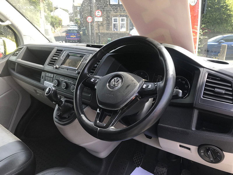 Volkswagen Transporter 2.0L T32 Highline TDI BlueMotion Technology 4Motion Diesel Manual Euro 6 (138 bhp) 6dr Manual 2025
