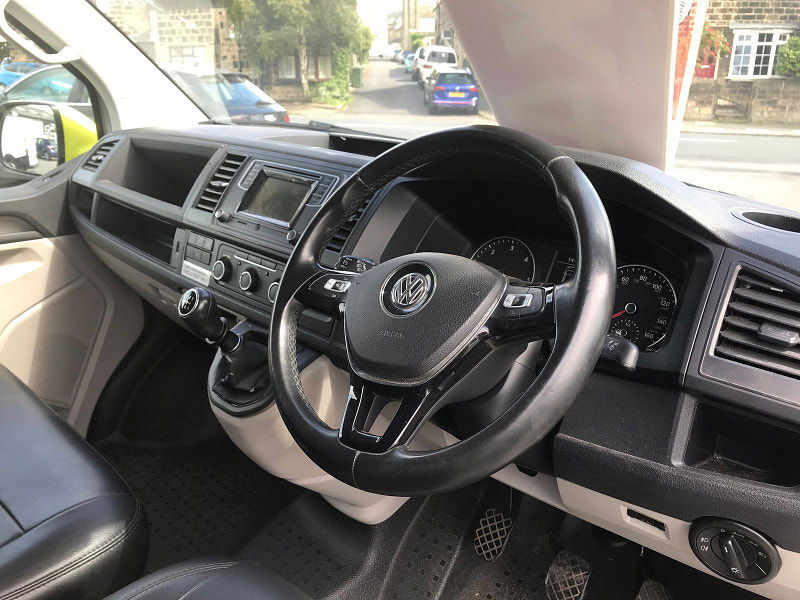 Volkswagen Transporter 2.0L T32 Highline TDI BlueMotion Technology 4Motion Diesel Manual Euro 6 (138 bhp) 0dr Manual 2025