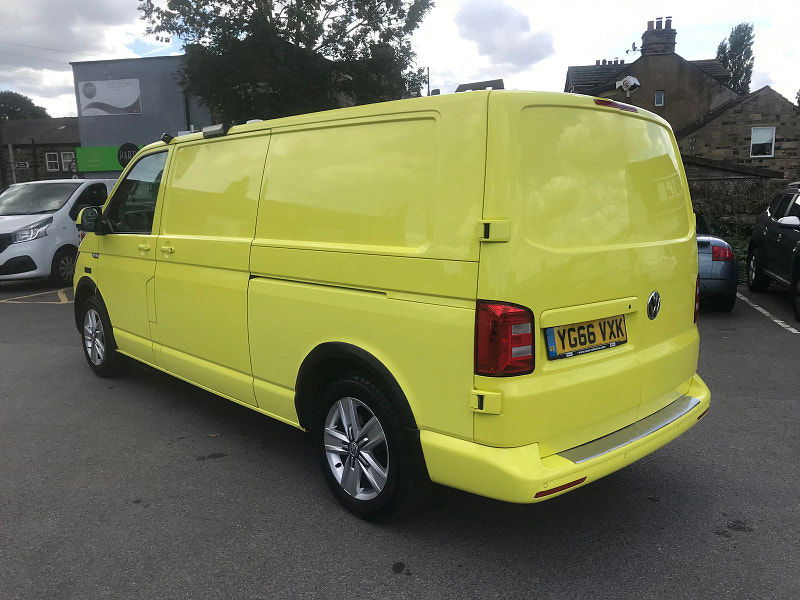 Volkswagen Transporter 2.0L T32 Highline TDI BlueMotion Technology 4Motion Diesel Manual Euro 6 (138 bhp) 6dr Manual 2025