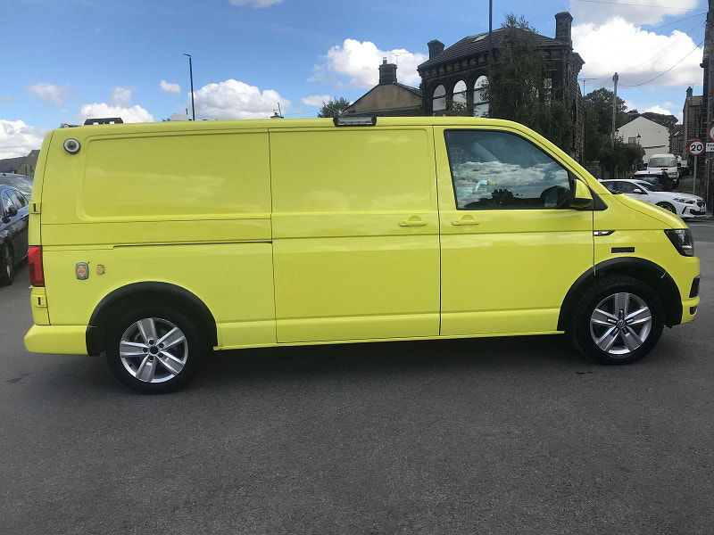 Volkswagen Transporter 2.0L T32 Highline TDI BlueMotion Technology 4Motion Diesel Manual Euro 6 (138 bhp) 6dr Manual 2025