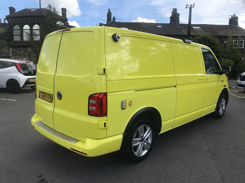 Volkswagen Transporter 2.0L T32 Highline TDI BlueMotion Technology 4Motion Diesel Manual Euro 6 (138 bhp) 6dr Manual 2025