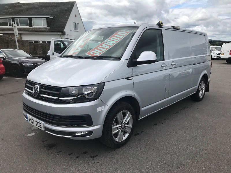 Volkswagen Transporter 2.0L T32 Highline TDI BlueMotion Technology 4Motion Semi-Auto Diesel Semi Automatic Euro 6 (201 bhp) 5dr Semi Automatic 2025