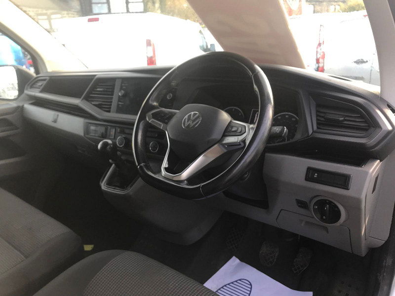 Volkswagen Transporter 2.0L T32 StartLine TDI Diesel Manual Euro 6 (148 bhp) 5dr Manual 2025