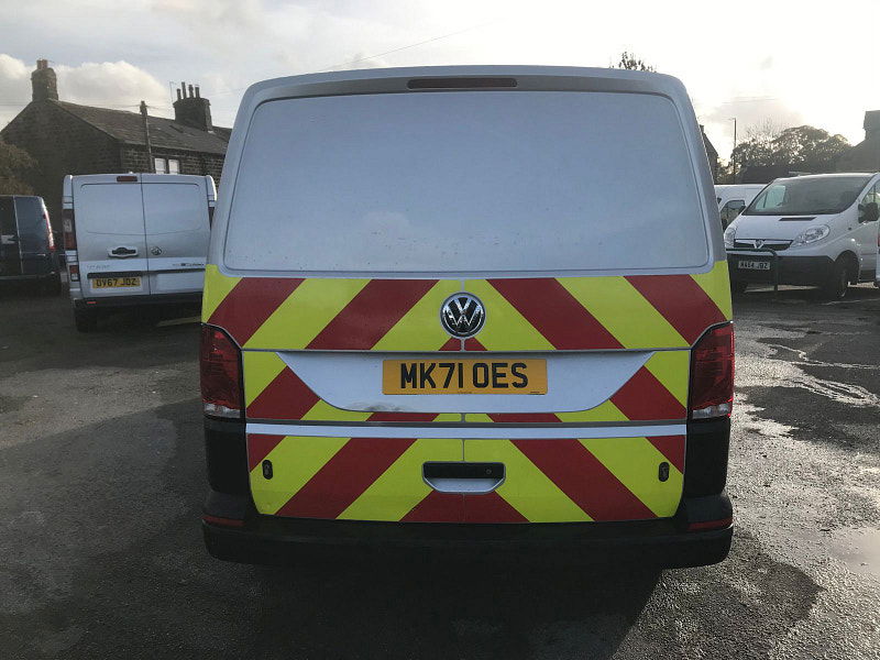 Volkswagen Transporter 2.0L T32 StartLine TDI Diesel Manual Euro 6 (148 bhp) 5dr Manual 2025