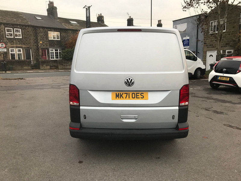 Volkswagen Transporter 2.0L T32 StartLine TDI Diesel Manual Euro 6 (148 bhp) 5dr Manual 2025