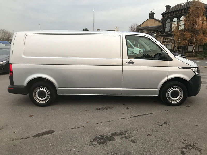 Volkswagen Transporter 2.0L T32 StartLine TDI Diesel Manual Euro 6 (148 bhp) 5dr Manual 2025