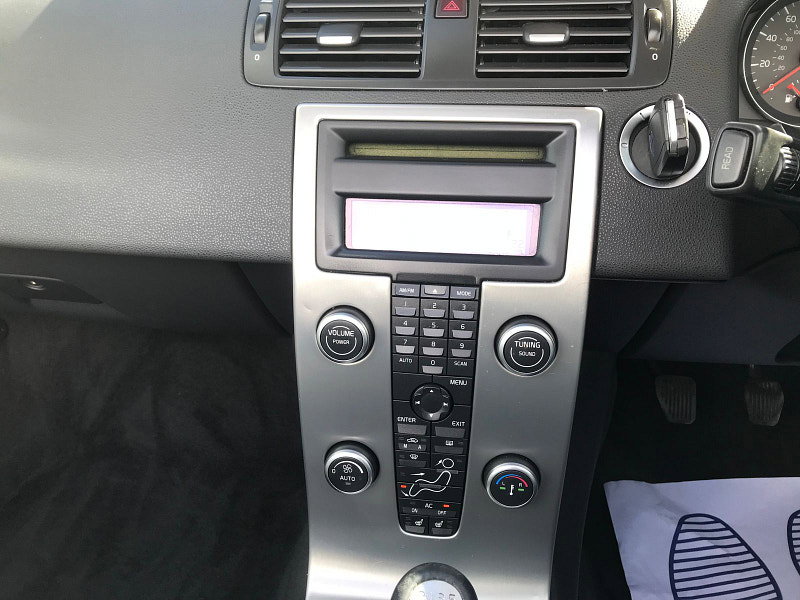 Volvo C70 2.0D Sport Convertible 2dr Diesel Manual (161 g/km, 134 bhp) 2dr Manual 2026