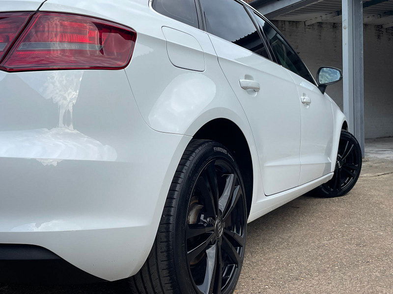 Audi A3 1.6 TDI Sport Sportback 5dr Diesel Manual Euro 6 (s/s) (110 ps) 5dr Manual 2025