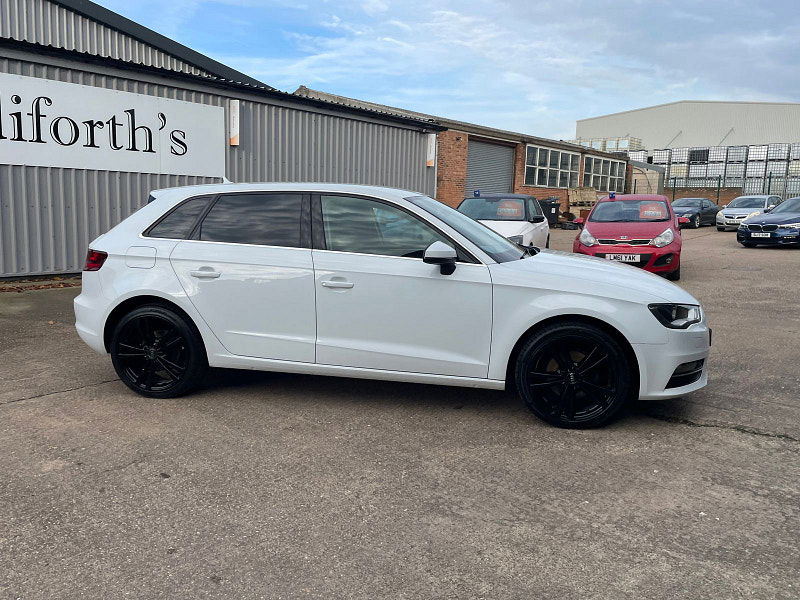 Audi A3 1.6 TDI Sport Sportback 5dr Diesel Manual Euro 6 (s/s) (110 ps) 5dr Manual 2025