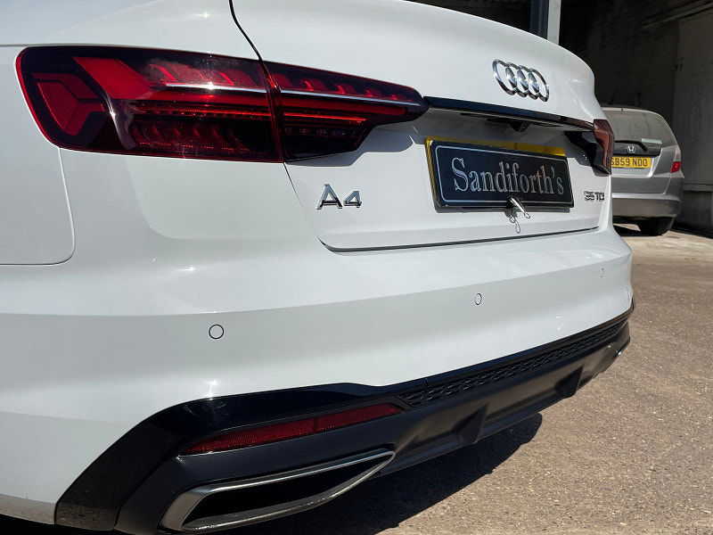 Audi A4 2.0 TDI 35 Black Edition Saloon 4dr Diesel S Tronic Euro 6 (s/s) (163 ps) 4dr Automatic 2025