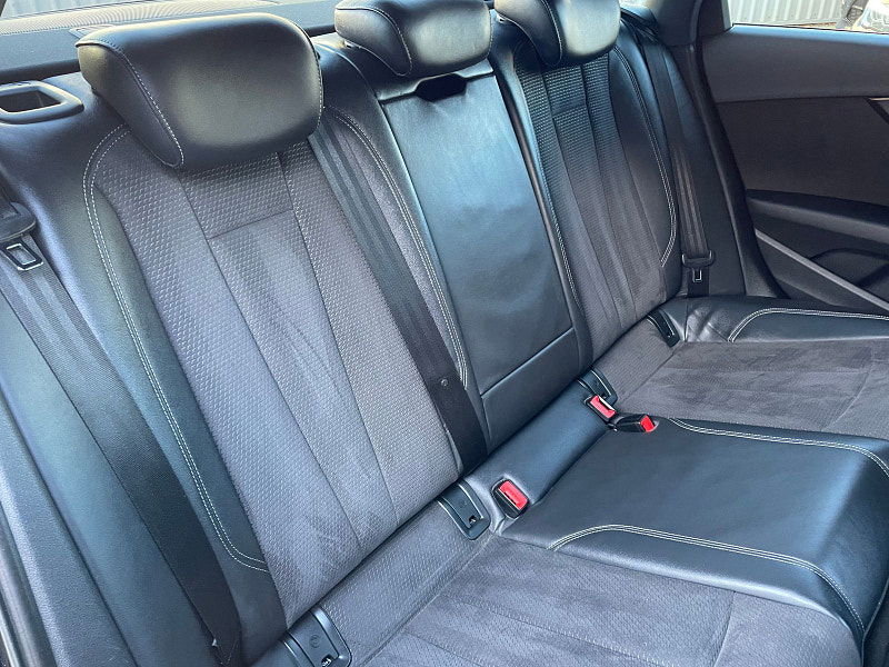 Audi A4 2.0 TDI Black Edition Saloon 4dr Diesel S Tronic quattro Euro 6 (s/s) (190 ps) 4dr Automatic 2025