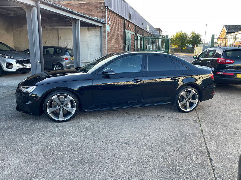 Audi A4 2.0 TDI Black Edition Saloon 4dr Diesel S Tronic quattro Euro 6 (s/s) (190 ps) 4dr Automatic 2025