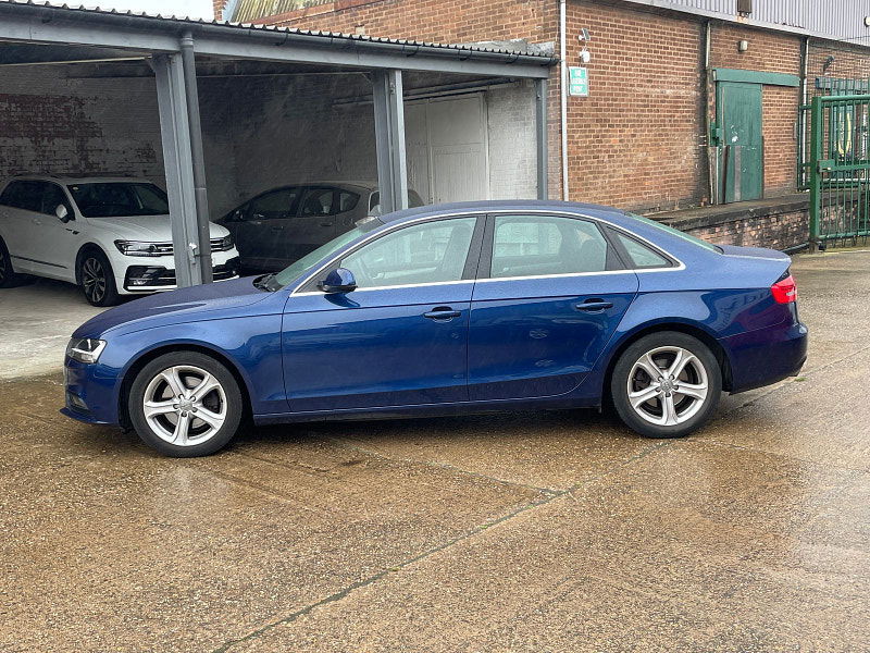 Audi A4 2.0 TDI SE Saloon 4dr Diesel Manual Euro 5 (s/s) (143 ps) Only 56k 5 Services 4dr Manual 2025