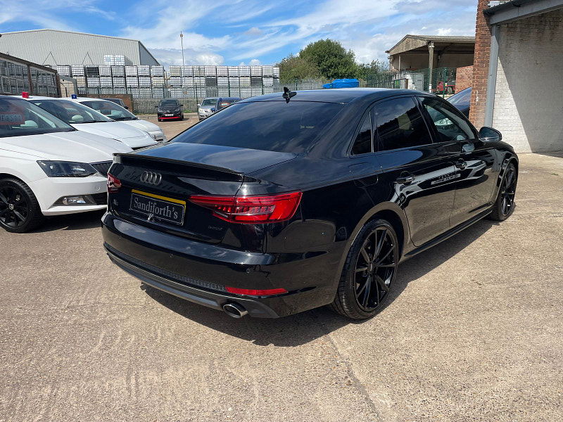 Audi A4 2.0 TFSI S line Saloon 4dr Petrol S Tronic quattro Euro 6 (s/s) (252 ps) 4dr Automatic 2025