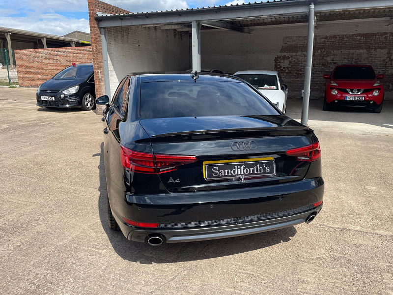 Audi A4 2.0 TFSI S line Saloon 4dr Petrol S Tronic quattro Euro 6 (s/s) (252 ps) 4dr Automatic 2025