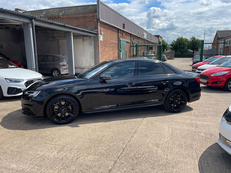 Audi A4 2.0 TFSI S line Saloon 4dr Petrol S Tronic quattro Euro 6 (s/s) (252 ps) 4dr Automatic 2025