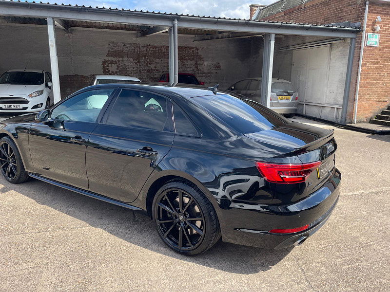 Audi A4 2.0 TFSI S line Saloon 4dr Petrol S Tronic quattro Euro 6 (s/s) (252 ps) 4dr Automatic 2025