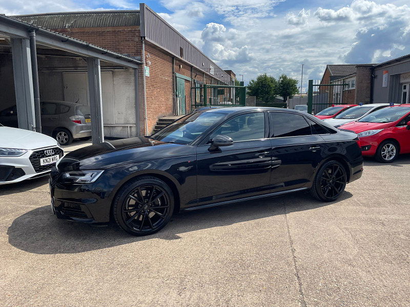 Audi A4 2.0 TFSI S line Saloon 4dr Petrol S Tronic quattro Euro 6 (s/s) (252 ps) 4dr Automatic 2025