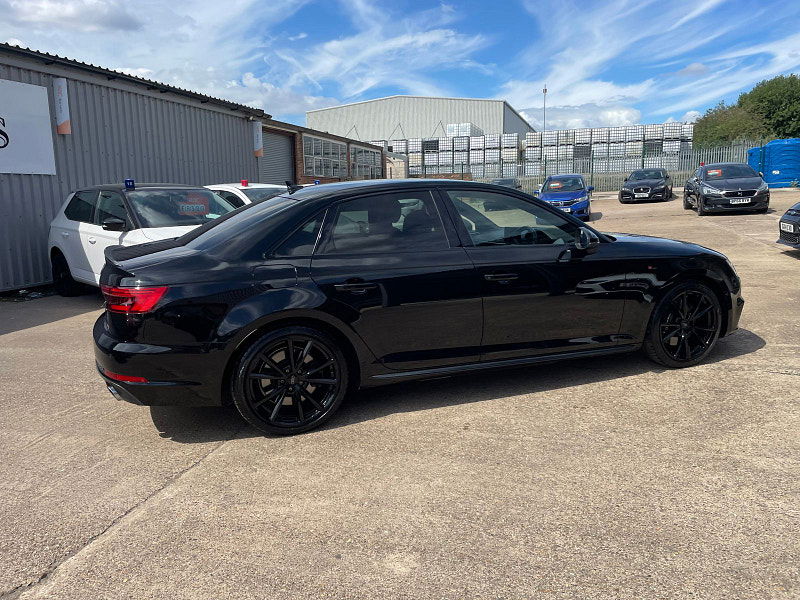 Audi A4 2.0 TFSI S line Saloon 4dr Petrol S Tronic quattro Euro 6 (s/s) (252 ps) 4dr Automatic 2025