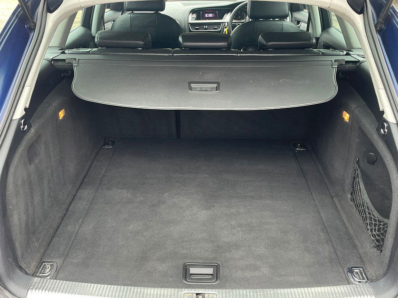 Audi A4 Avant 2.0 TDIe SE Technik Estate 5dr Diesel Manual Euro 5 (s/s) (136 ps) 5dr Manual 2025