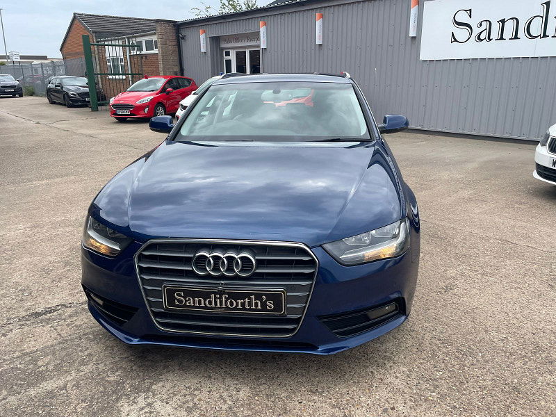 Audi A4 Avant 2.0 TDIe SE Technik Estate 5dr Diesel Manual Euro 5 (s/s) (136 ps) 5dr Manual 2025